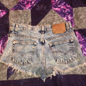 Super cute Levi vintage booty shorts!!